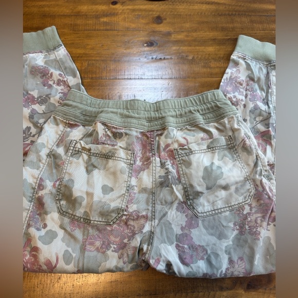 Anthropologie The Nomad Joggers - S - Picture 6 of 7